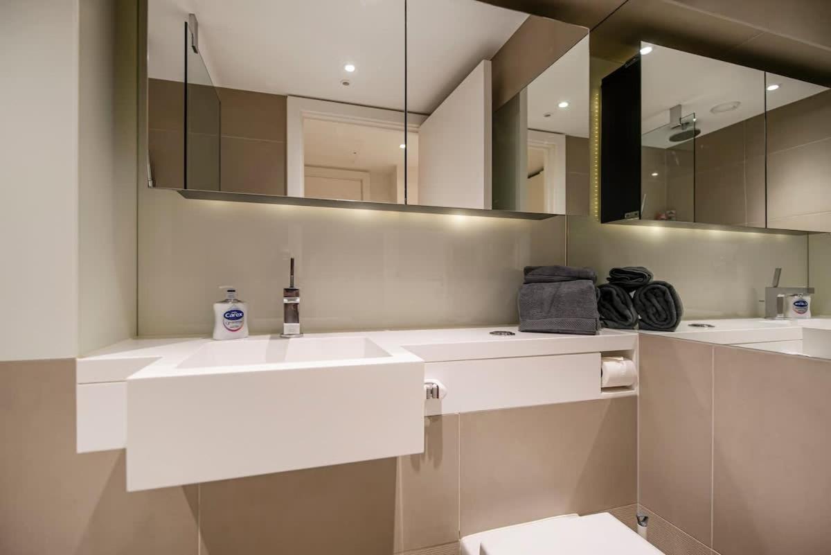Stylish 2 Bed Close To Battersea Power Station